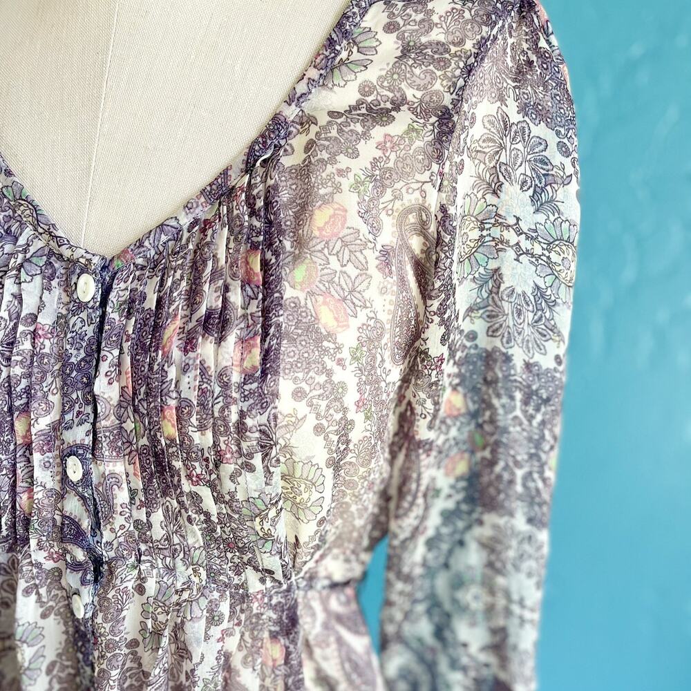 Urban Outfitters Kimchi Blue Sheer Floral/Paisley Tunic Boho Medium Lavender Med